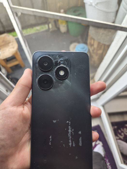 Tecno Spark 20 c