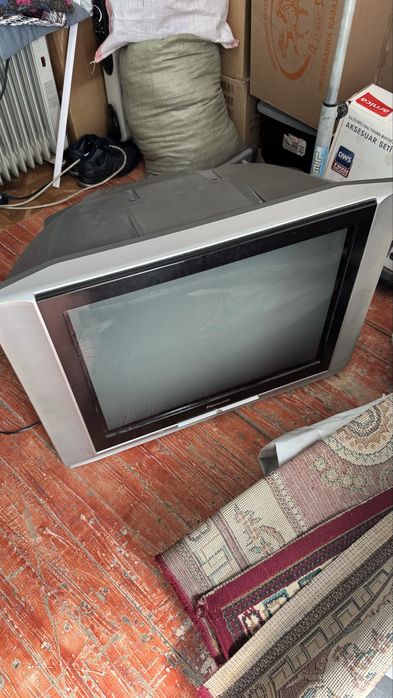 Телевизор Panasonic 64 диагональ