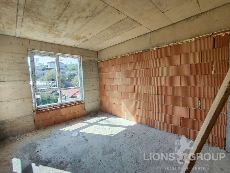 Продава се Тристаен апартамент в Варна, Виница - 103 кв.м за 1497 €/кв.м - Снимка #4