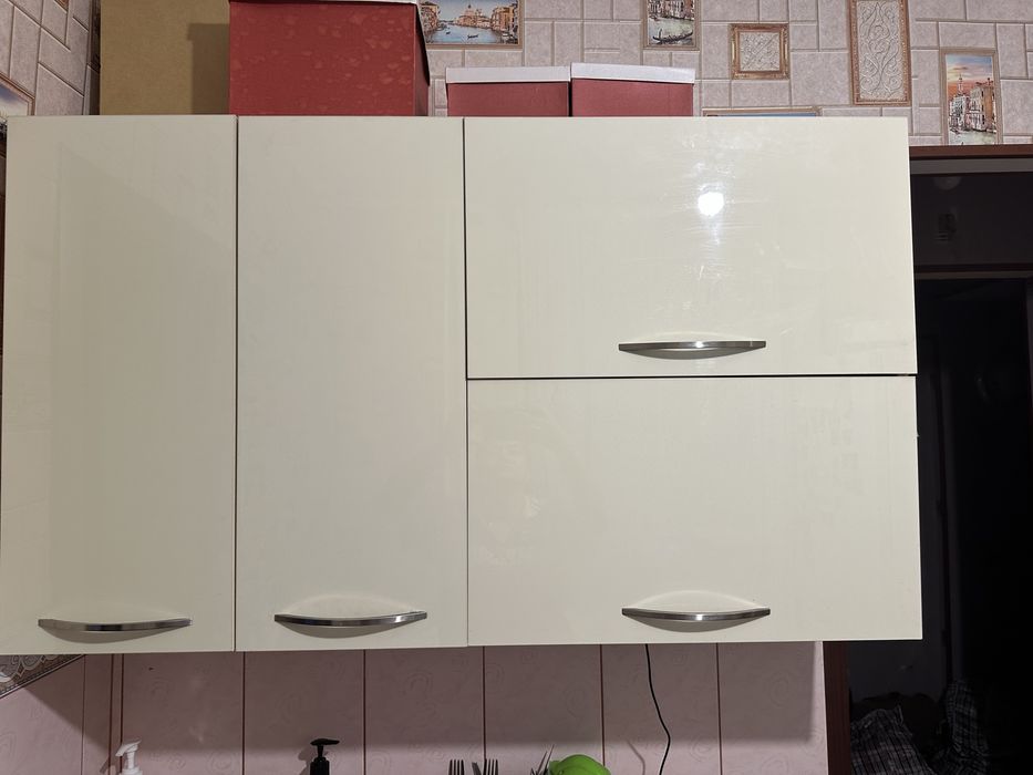 Продам кухню срочно!