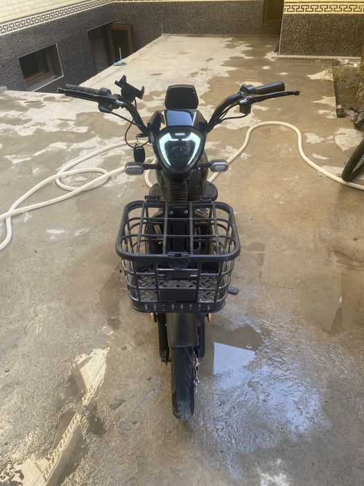 Скутер сотилади,