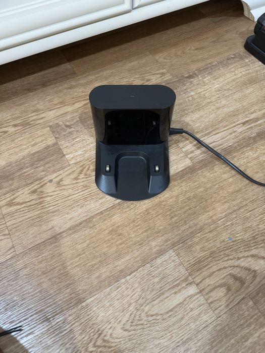 Продам робот пылесос