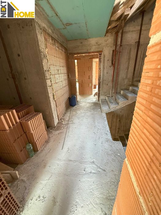 Продава се Тристаен апартамент в Асеновград - 91 кв.м за 992 €/кв.м - Снимка #13