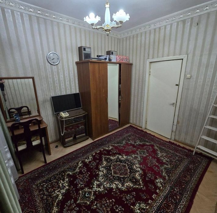 ^ВЫСОКОПОТОЛОЧКА! 2/3/4 Аллея Гагарина Чиланзар 1 кв-ал Кирпичный дом