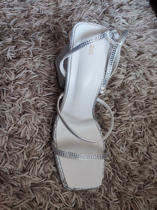 Продам обувь женская