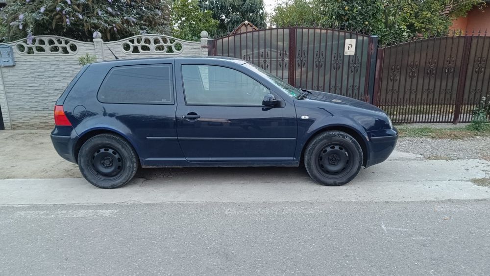 VOLKSWAGEN Golf 2002 — imagine 4