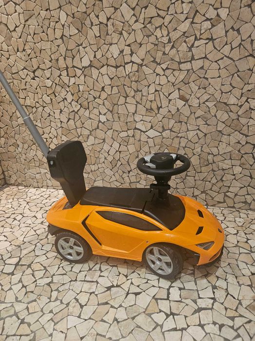 Кола за яздене/бутоне lamborghini