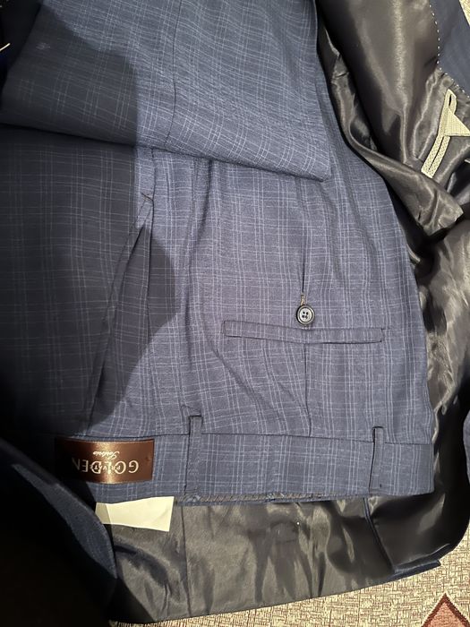 Продам костюм классика