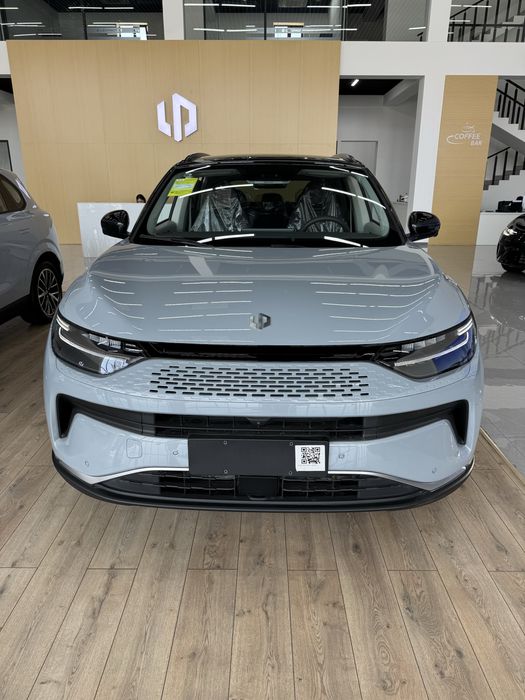 LEAPMOTOR c11 hybrit 300km