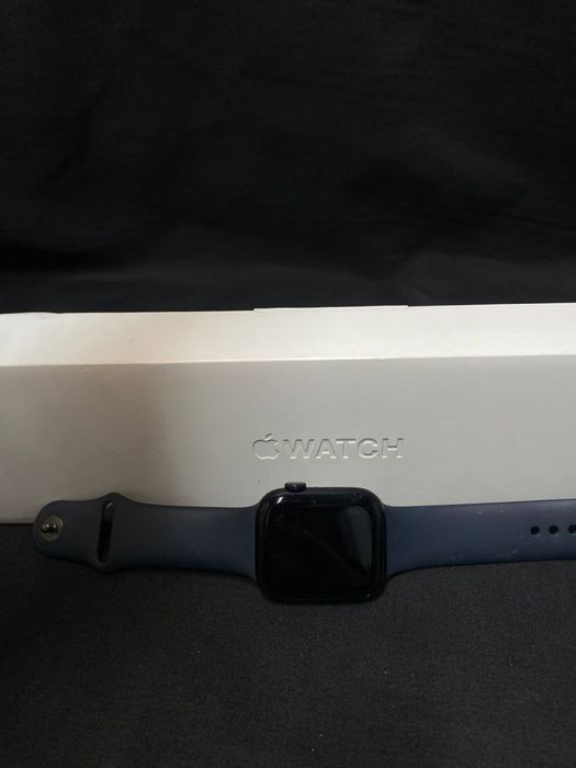 Apple Watch 8 Размер: 45mm