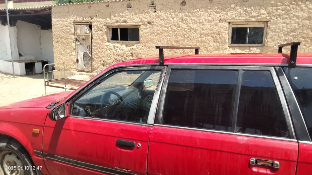 Мазда 323 универсал