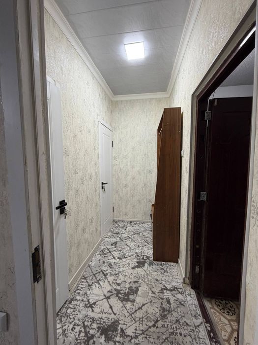 Чиланзар 20квартол продаётся квартира 1*2/4/4