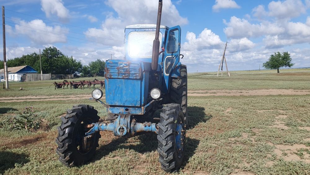 Продам т 40.состояние хорошее.