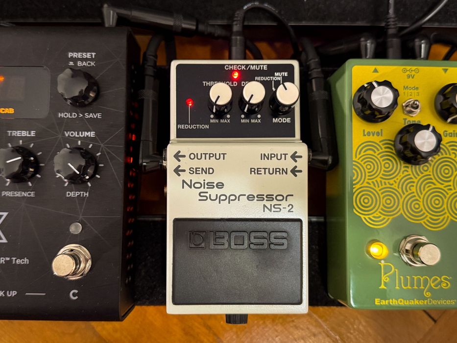 Pedala Noise Gate de chitara si bass BOSS NS-2 - Mint Condition