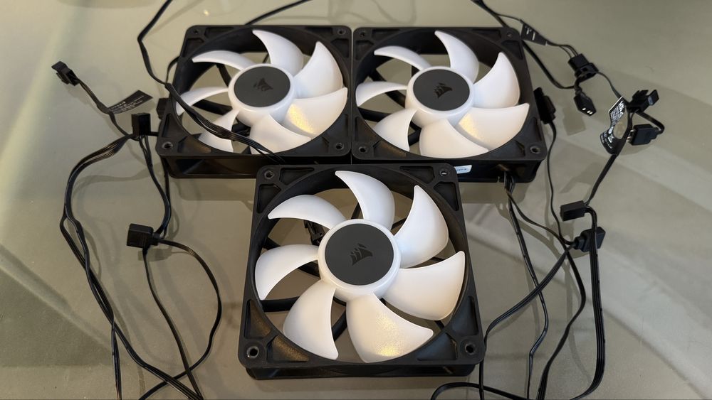 Ventilatoare carcasa Corsair RS120 ARGB 120mm PWM, Negre, Triple Pack