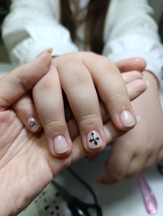 Маникюр на массиве Ялангач ориентир "Эко" базар, магазин "Чимган".