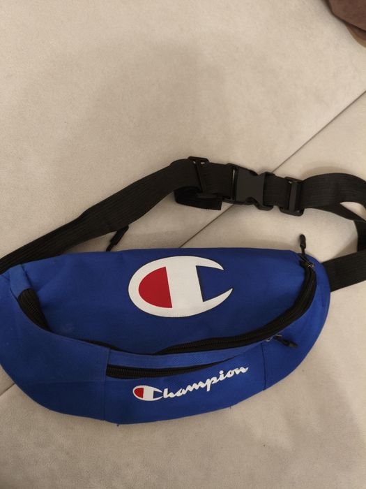 Сумка от бренда champion