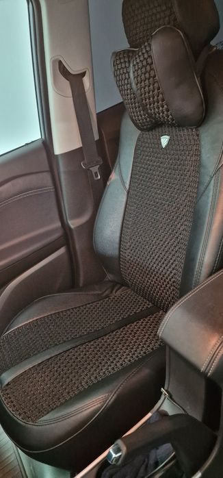 Трекерге чехол и линолеум сатылады таза усланган