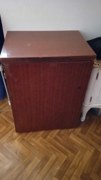 Швейная машинка Чайка