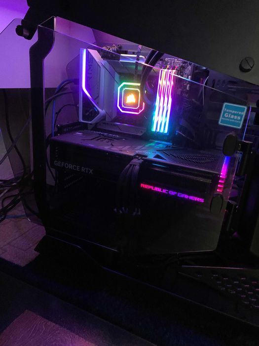 Calculator gaming RTX 4090 i9 13900k 64GB ram Garantie 2 ani Bucuresti