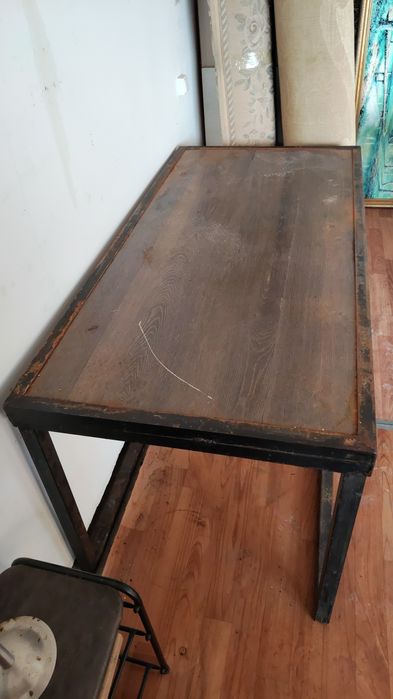 Стол лофт металлический