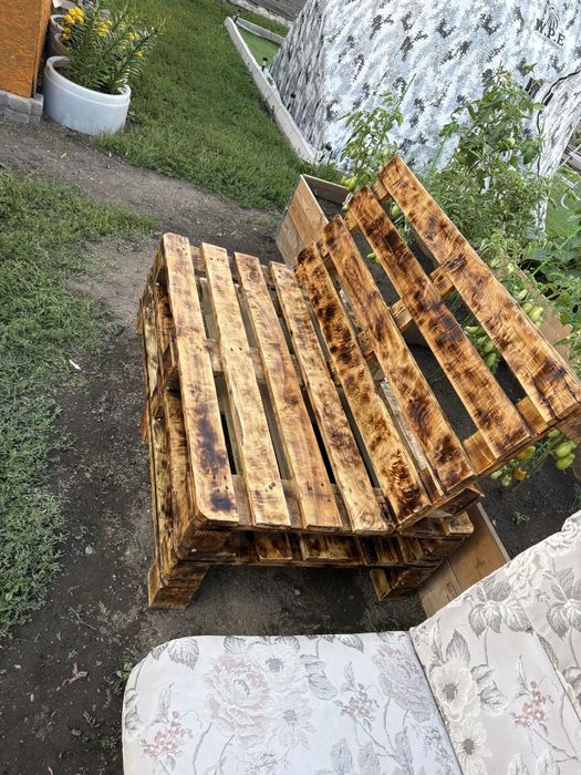 Скамейки из поддонов