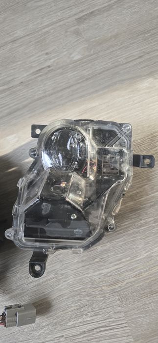 Lampa ceață LED / proiectoare Lexus UX 2019–2023 – Original Koito