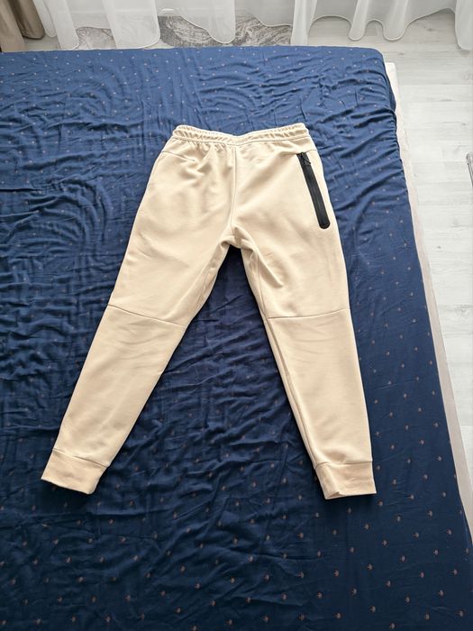 Pantaloni trening Nike Tech Fleece