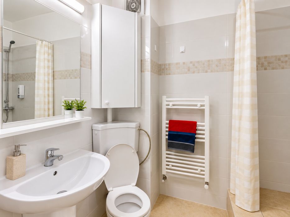 Garsonieră Regim Hotelier Pitești – Bulevard Central, Check-in 24H