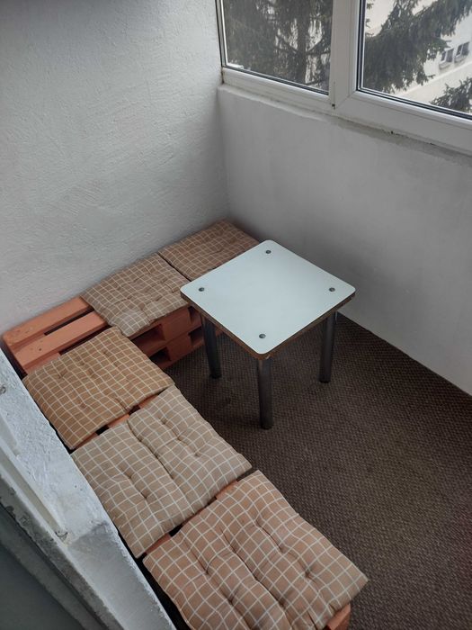 Inchiriez (ofer) garsoniera mobilata, 290 Euultracentral, conf. 1, etaj 6 din 9, utilata complet cu centrala proprie