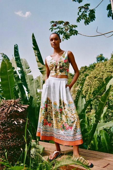 Zara поличка нова