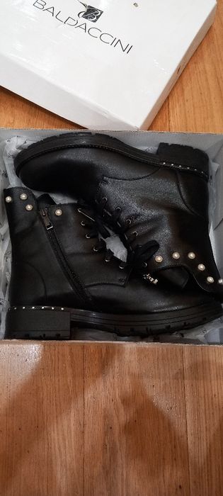 Дамски ботушки  Чисто Нови!