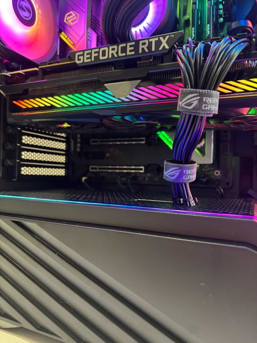 Геймърски компютър AMD Ryzen 9 5950X, ASUS ROG RTX 3090 24GB, 64GB ram