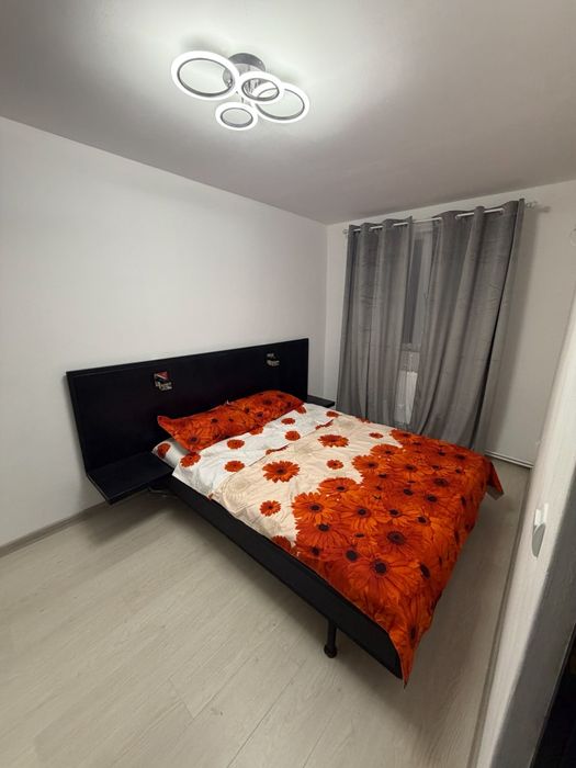 Apartament de inchiriat