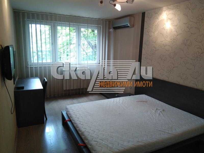 Дава се под наем Двустаен апартамент в София, Гео Милев - 70 кв.м за 670 € - Снимка #10