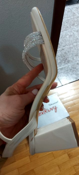 Дамски официални обувки
