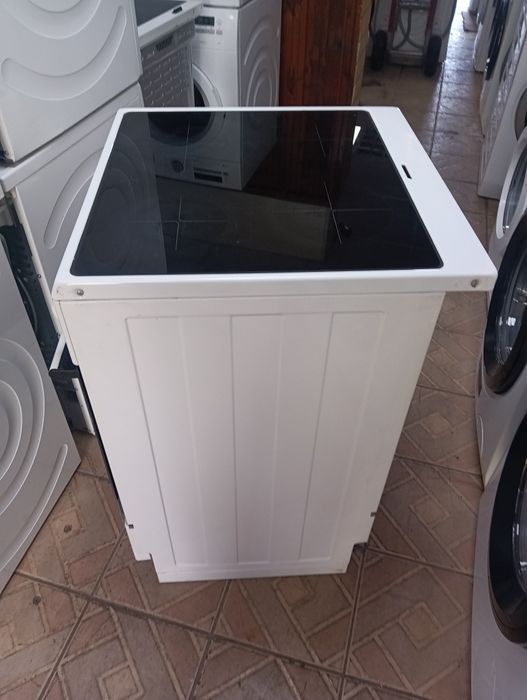 Свободно стояща печка с керамичен плот Gorenje с 2 години Гаранция!