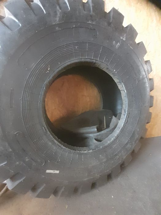 Шина с камерой на виброкаток