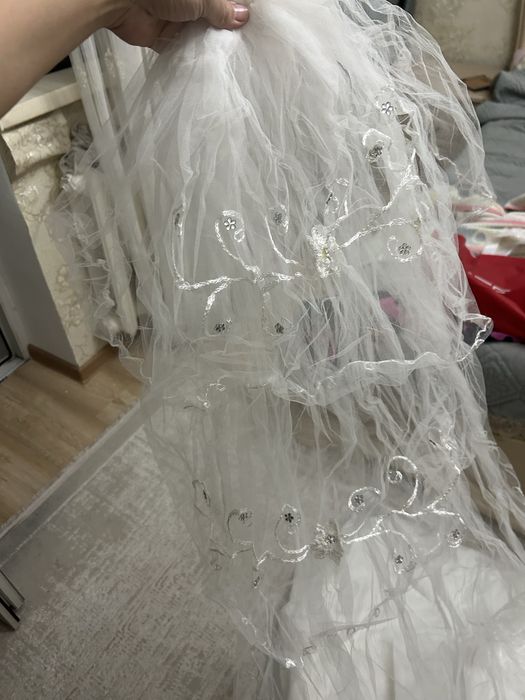 Продажа свадебных платьев