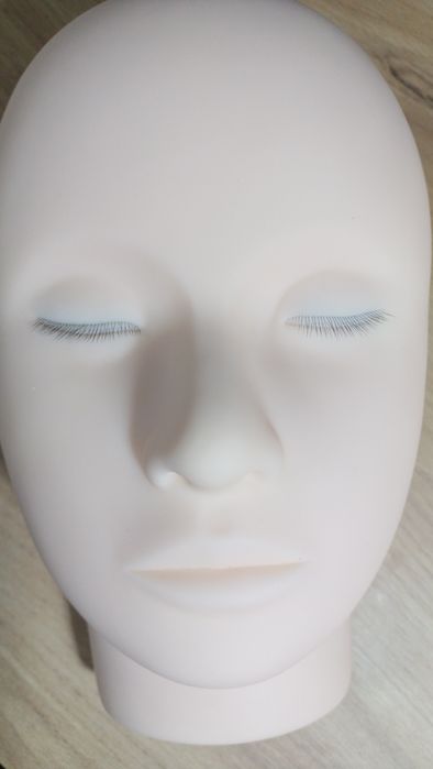 Манекен для наращивания ресниц