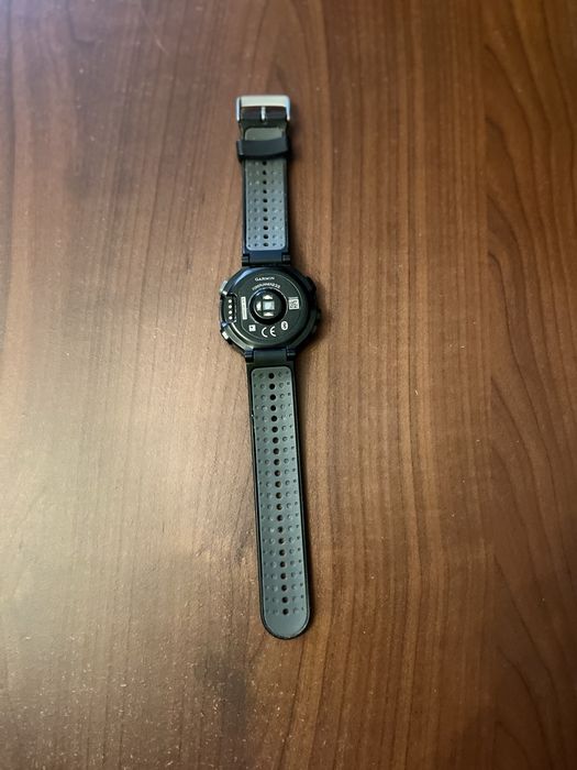 Спортвные часы Garmin forerunner 235