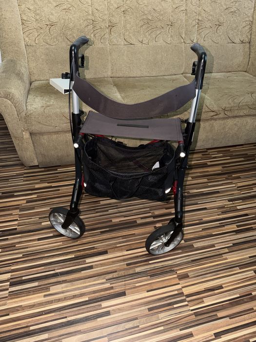 Cadru deplasare batrani dizabilitati din aluminiu