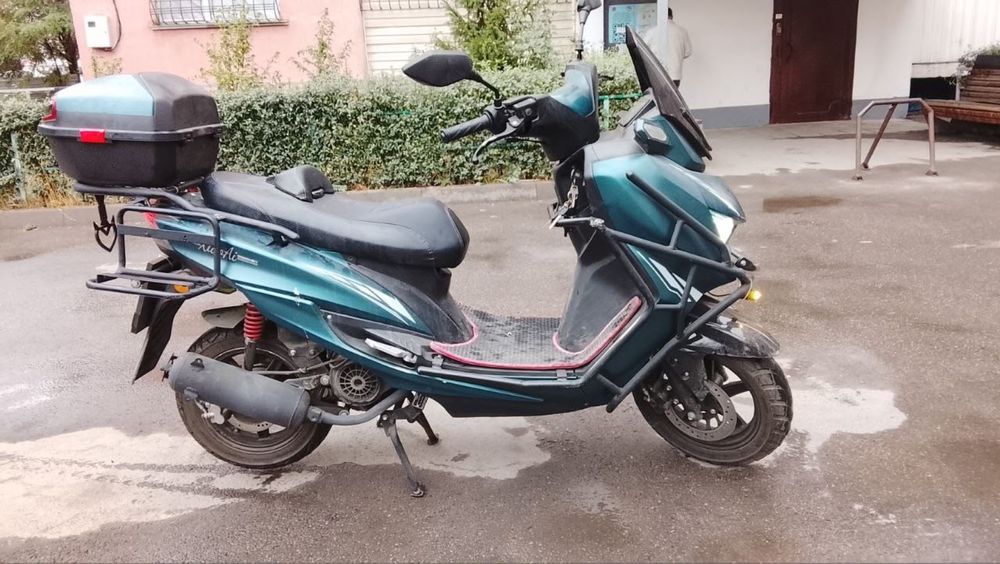 Maksi  Sport мопед