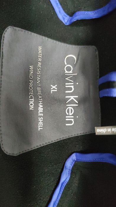 Geaca Softahell Calvin Klein Autentică XL