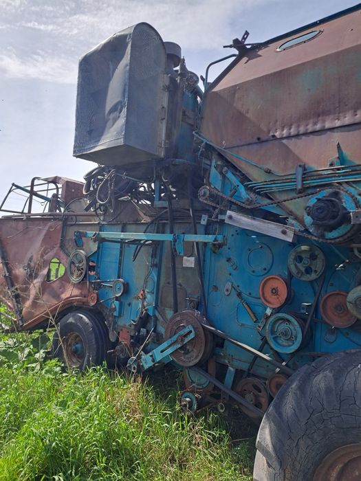 Комбайн Енисей 1200