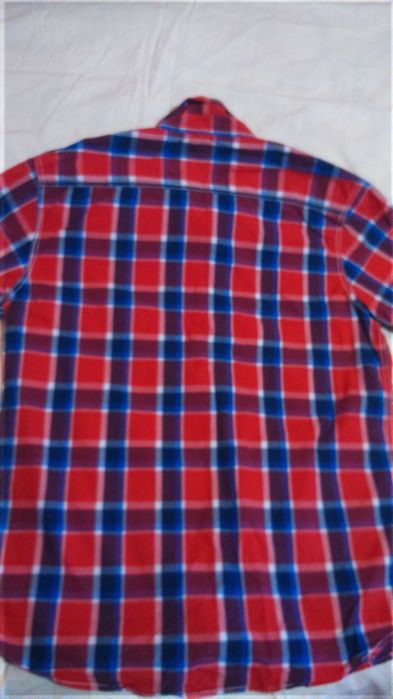 Мъжка риза размер ХЛ за 30 лева (15,30 евро)