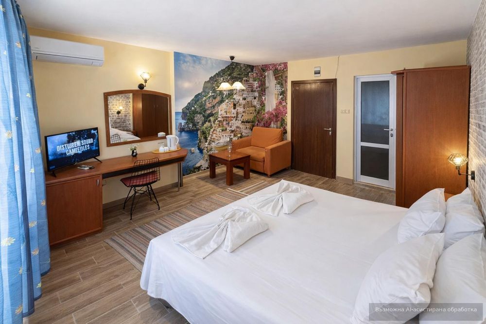 Дава се под наем Едностаен апартамент в Варна, Център - 20 кв.м за 350 € - Снимка #1