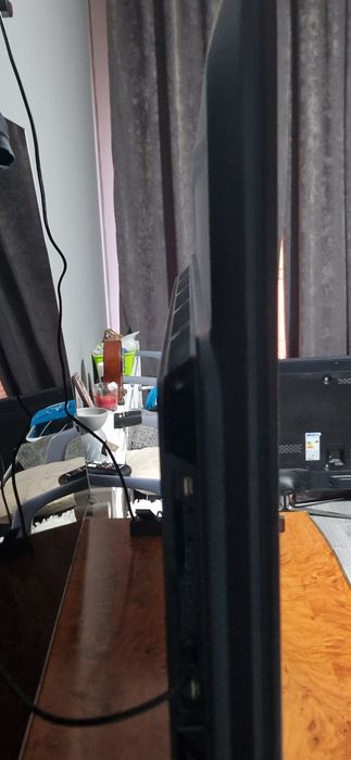 Tv Hisense 50 inci fulhad 4k