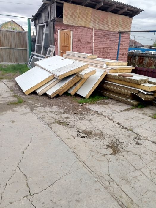 Продам сенвичпанели куски разные 40квадратов