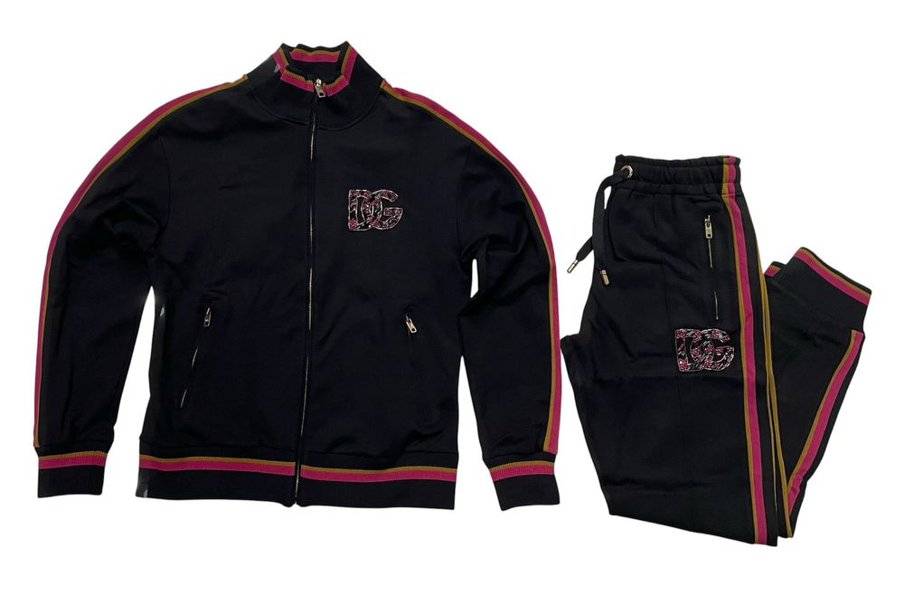 Дамски комплект Dolce & GabbanaS(40) закупен от Италия.